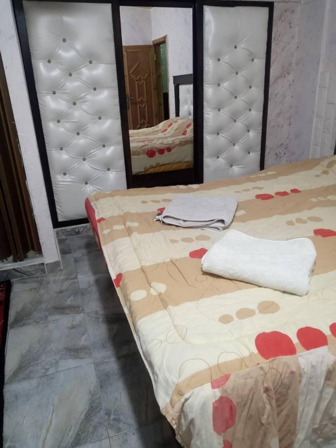 Guest House Hazem Al Azraq ash Shamali ภายนอก รูปภาพ
