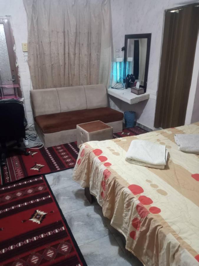 Guest House Hazem Al Azraq ash Shamali ภายนอก รูปภาพ