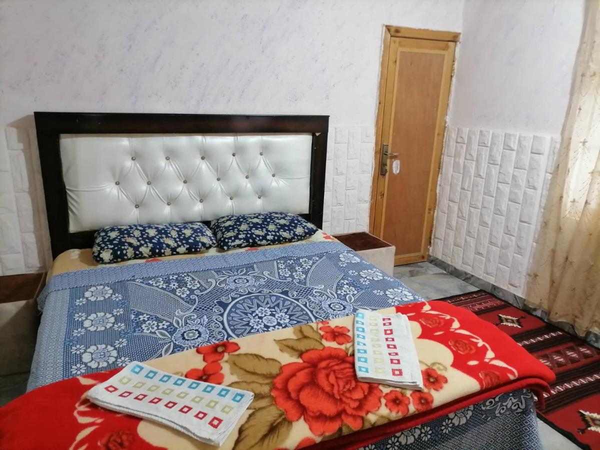 Guest House Hazem Al Azraq ash Shamali ภายนอก รูปภาพ